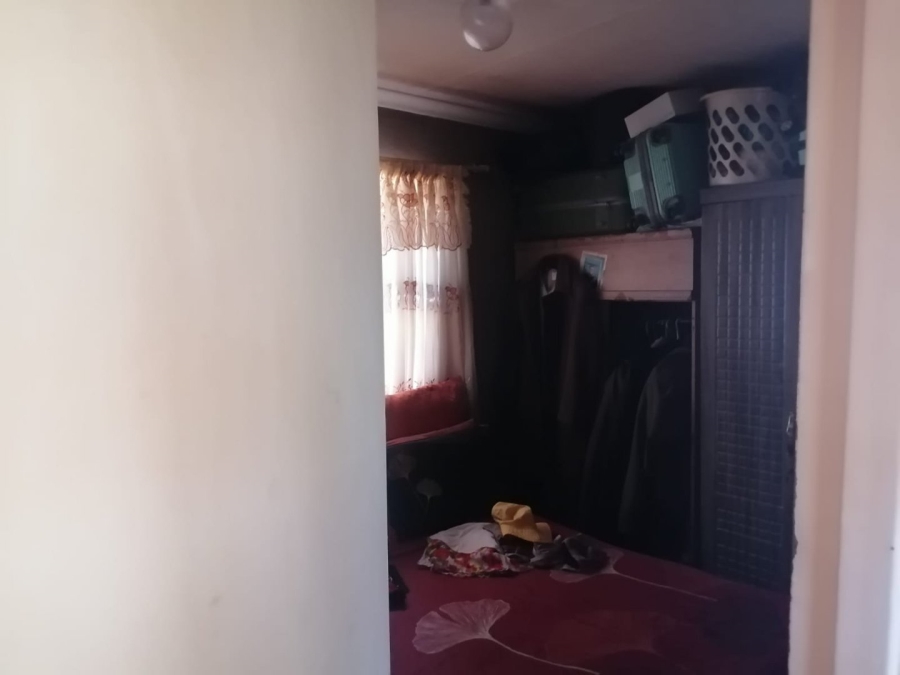  Bedroom Property for Sale in Llitha Park Western Cape